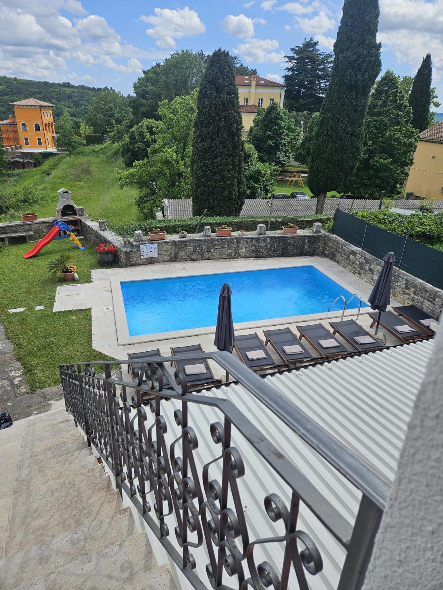 Villa Letizia Oprtalj Екстериор снимка
